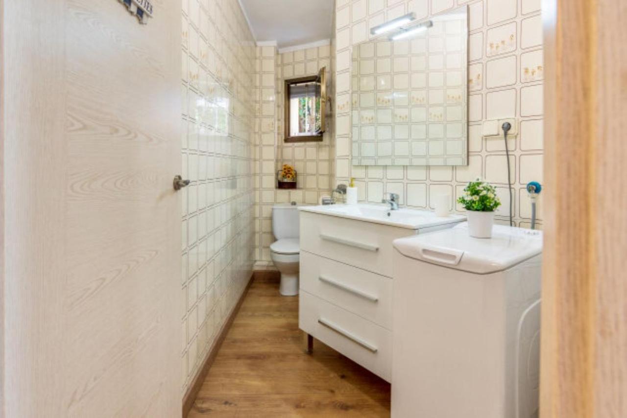 Apartamentos Bellamar カンブリルス エクステリア 写真